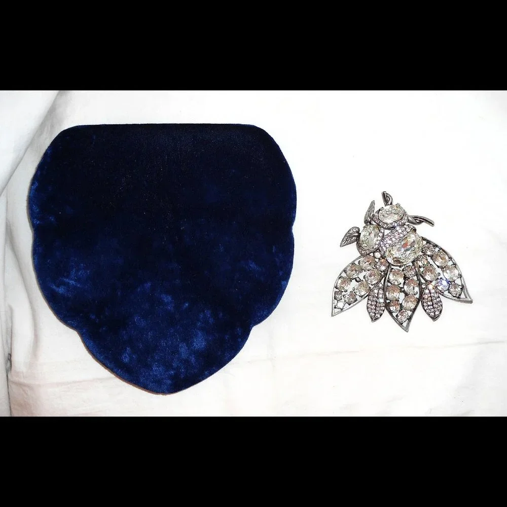 *ULTRA RARE* 1930s Large EISENBERG Vtg BEE Art Deco Double Pin Rhinestone Brooch - Picture 12 of 13